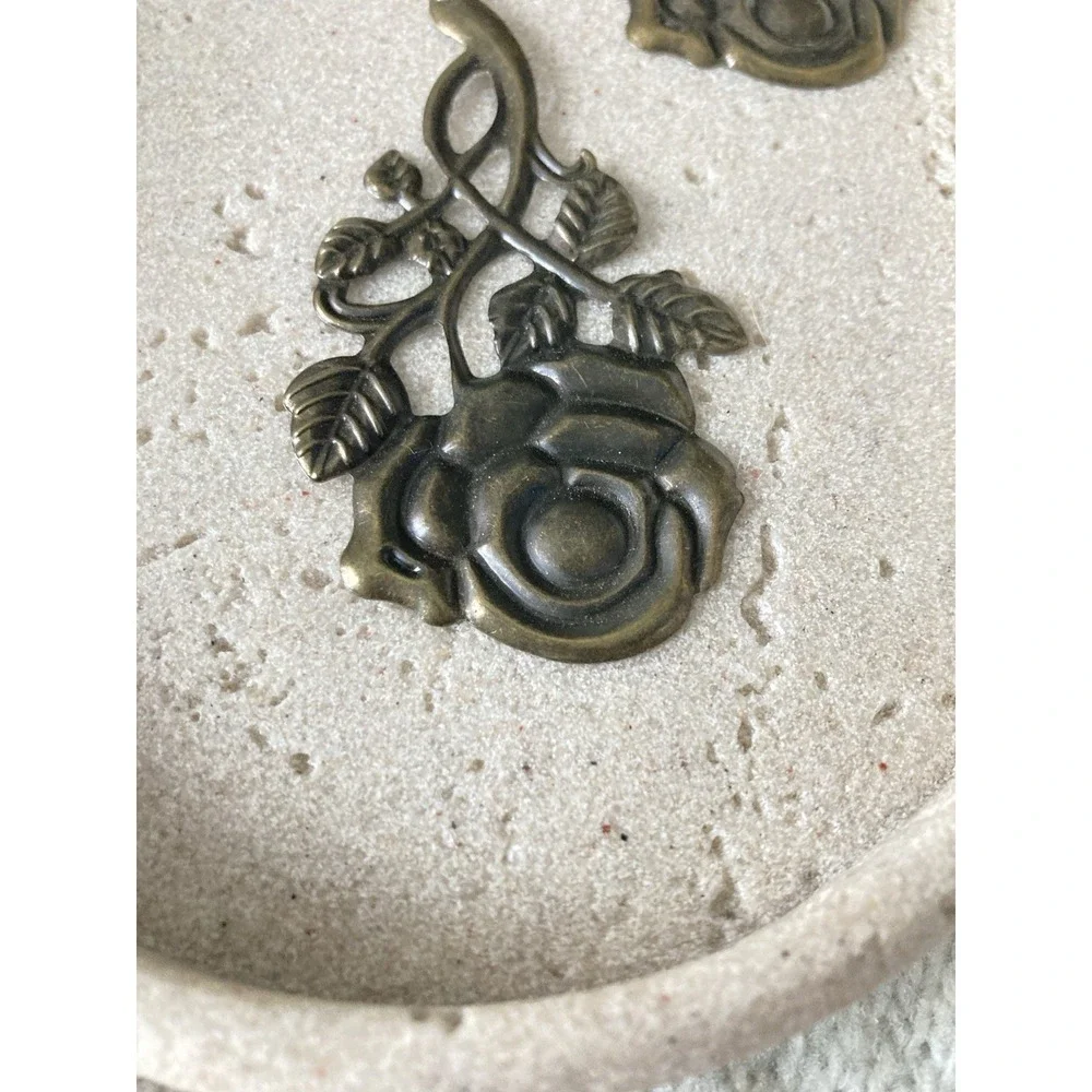 Antiqued Bronze Tone‎ Rose Dangle Earrings Openwork Leaf Vine Large Floral Drop